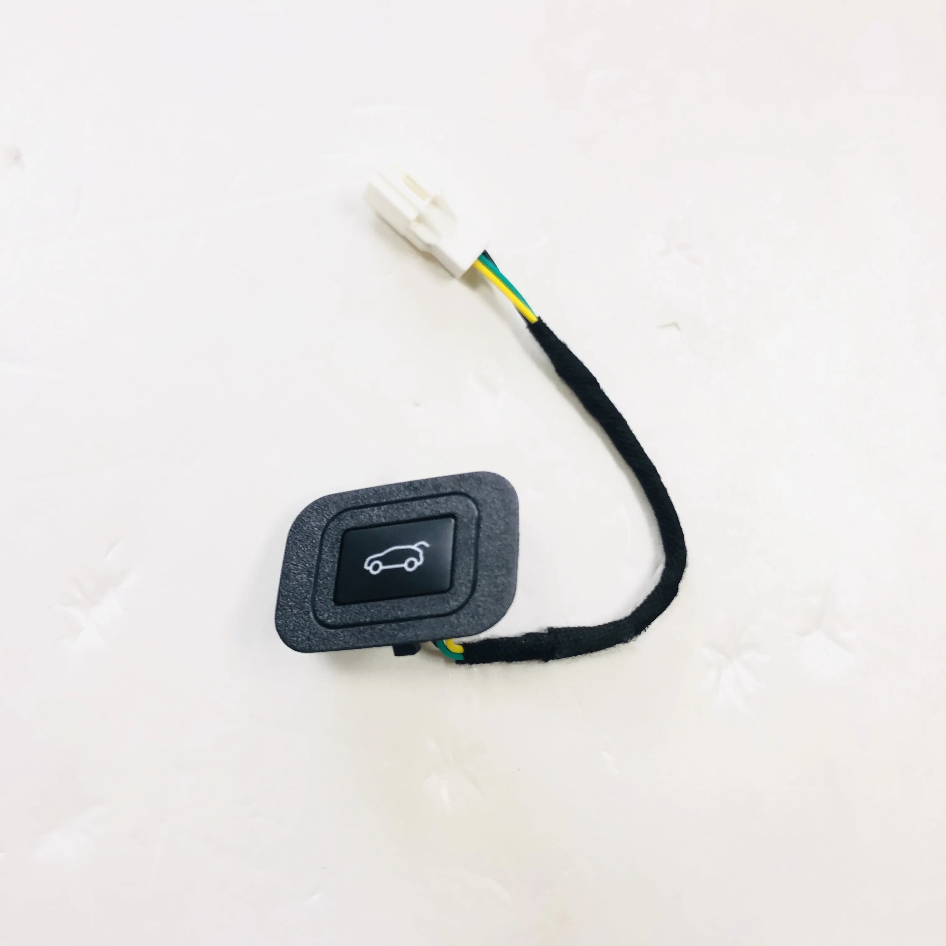 Viegli uzstādīt Smart Auto Elektriskās Asti Vārtiem Lifts Hyundai IX35 2018. gadam ar Tālvadības pulti, Vadīt Sēdekļa Kontroles Pogu Set Attēls 4